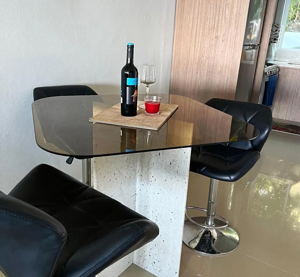 Priory Oceanview Townhouse酒店